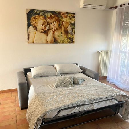 Appartamento Peschiera - Zona Ospedale Pederzoli Πεσκιέρα ντελ Γκάρντα Εξωτερικό φωτογραφία