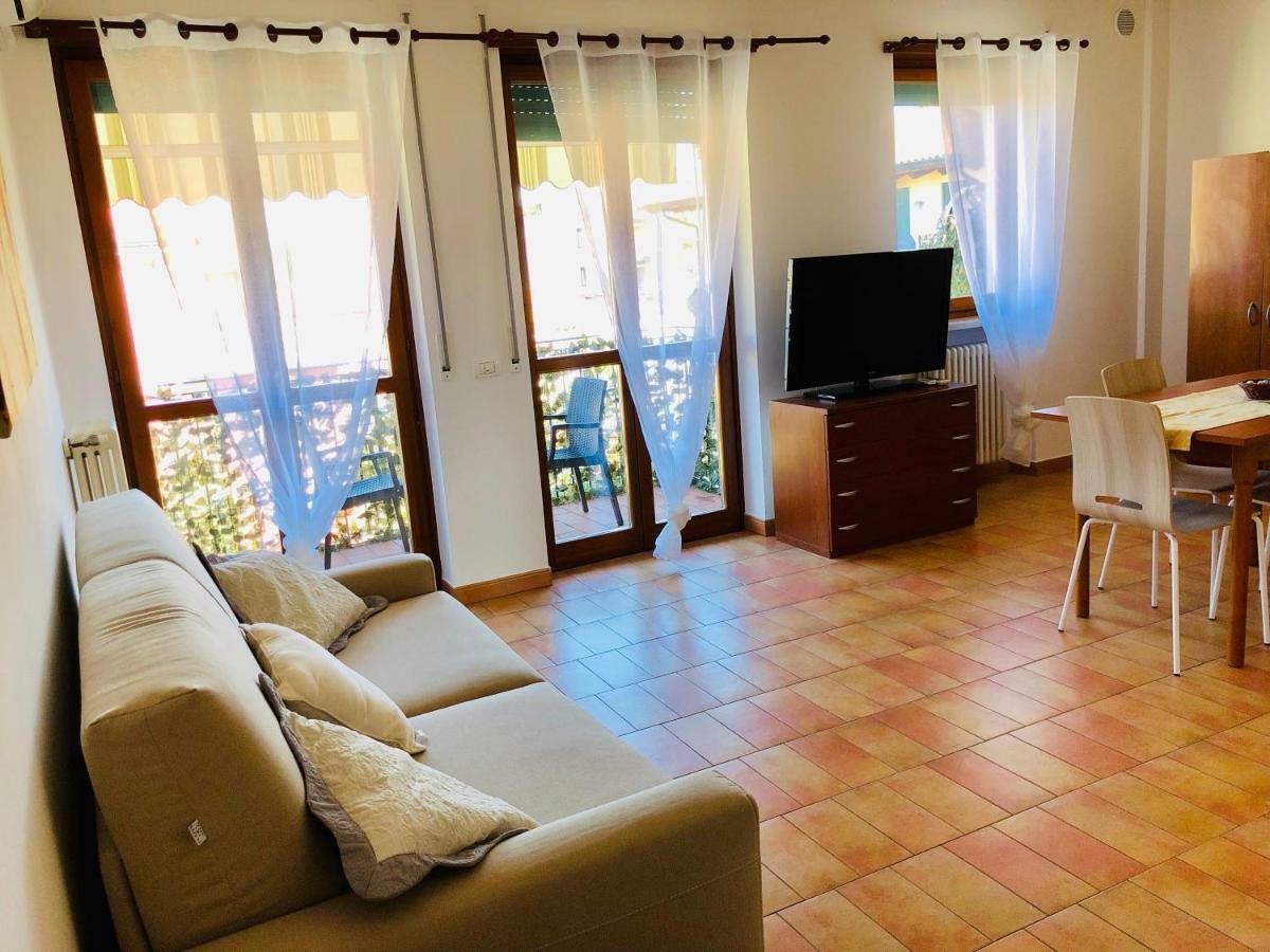 Appartamento Peschiera - Zona Ospedale Pederzoli Πεσκιέρα ντελ Γκάρντα Εξωτερικό φωτογραφία