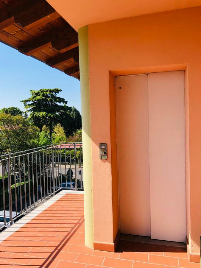 Appartamento Peschiera - Zona Ospedale Pederzoli Πεσκιέρα ντελ Γκάρντα Εξωτερικό φωτογραφία